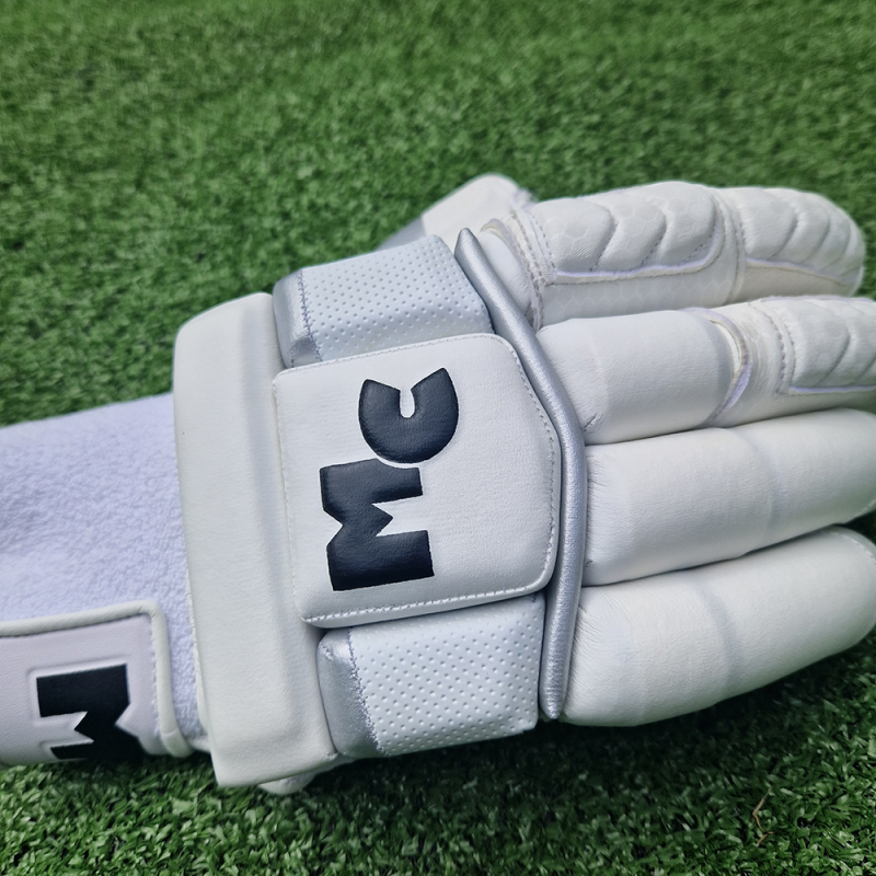 Players Batting Gloves Mars Cricket Cricket Equipment