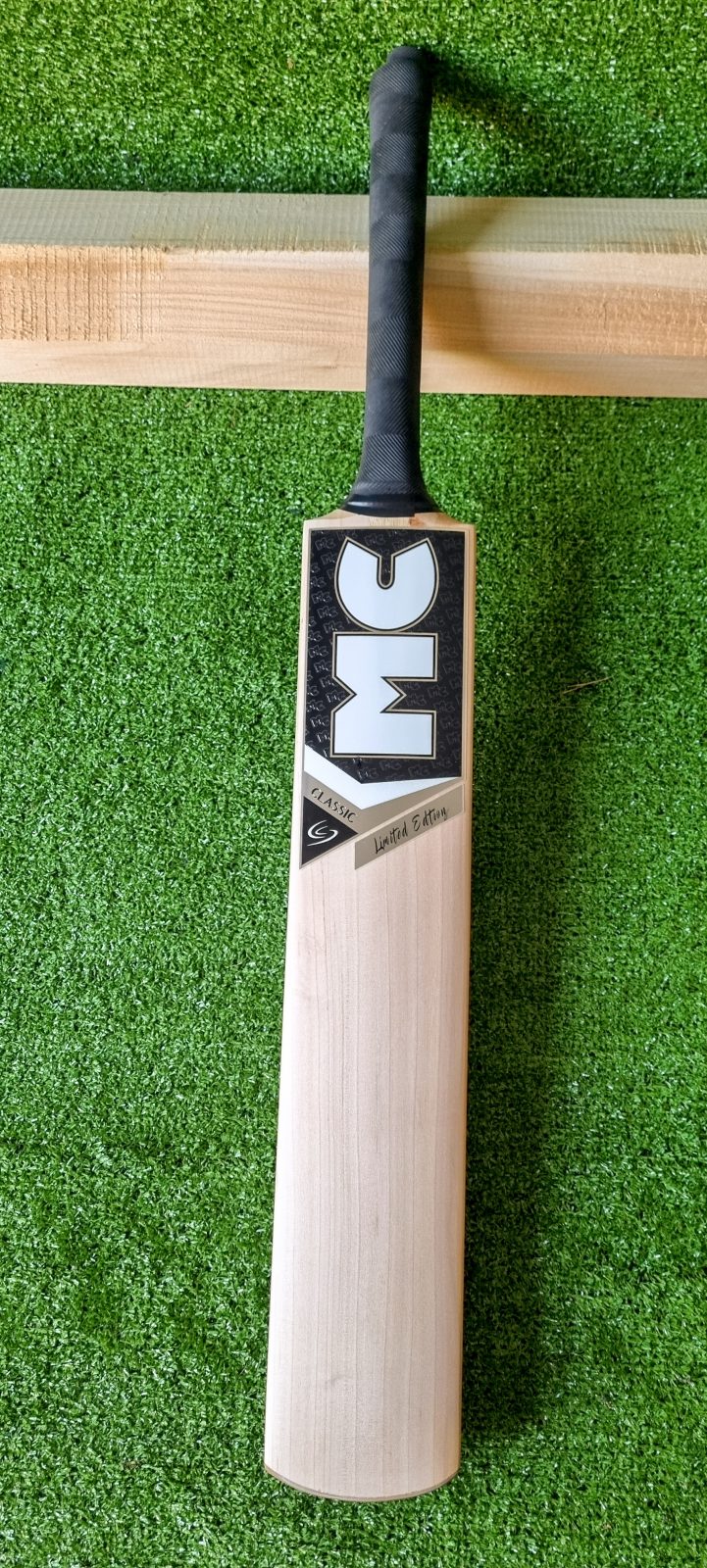 Mars Cricket